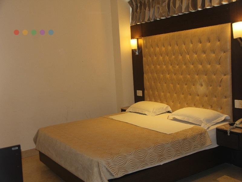 ניו דלהי Metropolis Tourist Home מראה חיצוני תמונה